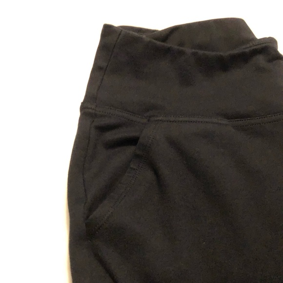 Marika Thicker Material Tummy Control Barely Flared Ponte Flared Leggings EUC - Picture 2 of 11